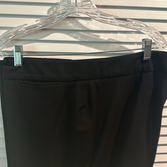 NWOT Talbots Signature Black Trousers with invisible front pockets. Size 20L - Picture 4 of 6